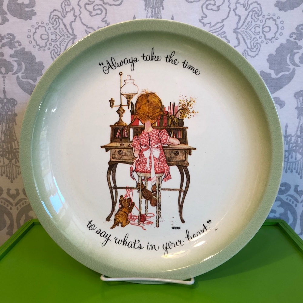 VINTAGE EUC Holly Hobbie Collector’s Plate